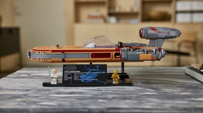 Są już oficjalne zdjęcia setu LEGO UCS Śmigacz Luke’a Skywalkera