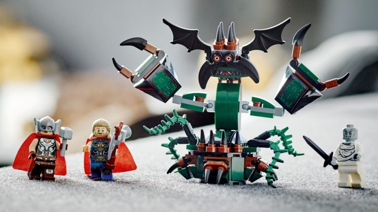 Oficjalne zdjęcia zestawu LEGO 76207 Atak na Nowy Asgard