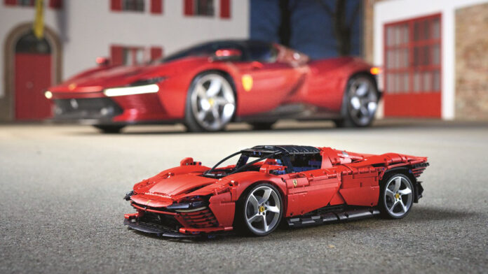 LEGO Ferrari Daytona SP3