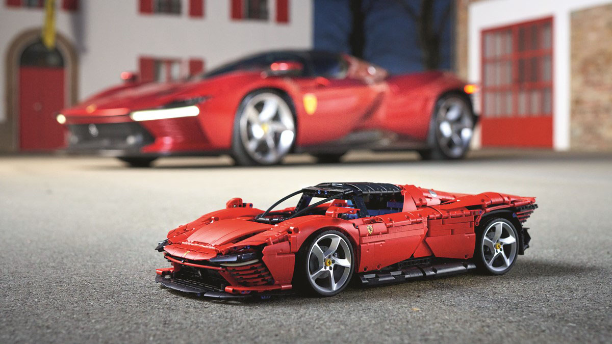 Zestaw LEGO Ferrari Daytona SP3 już jest!