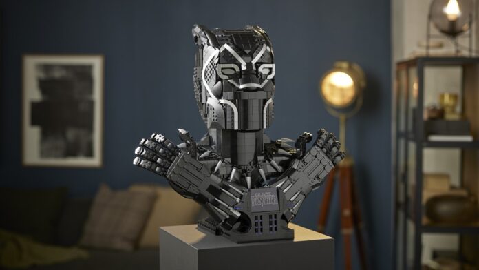 LEGO Czarna Pantera