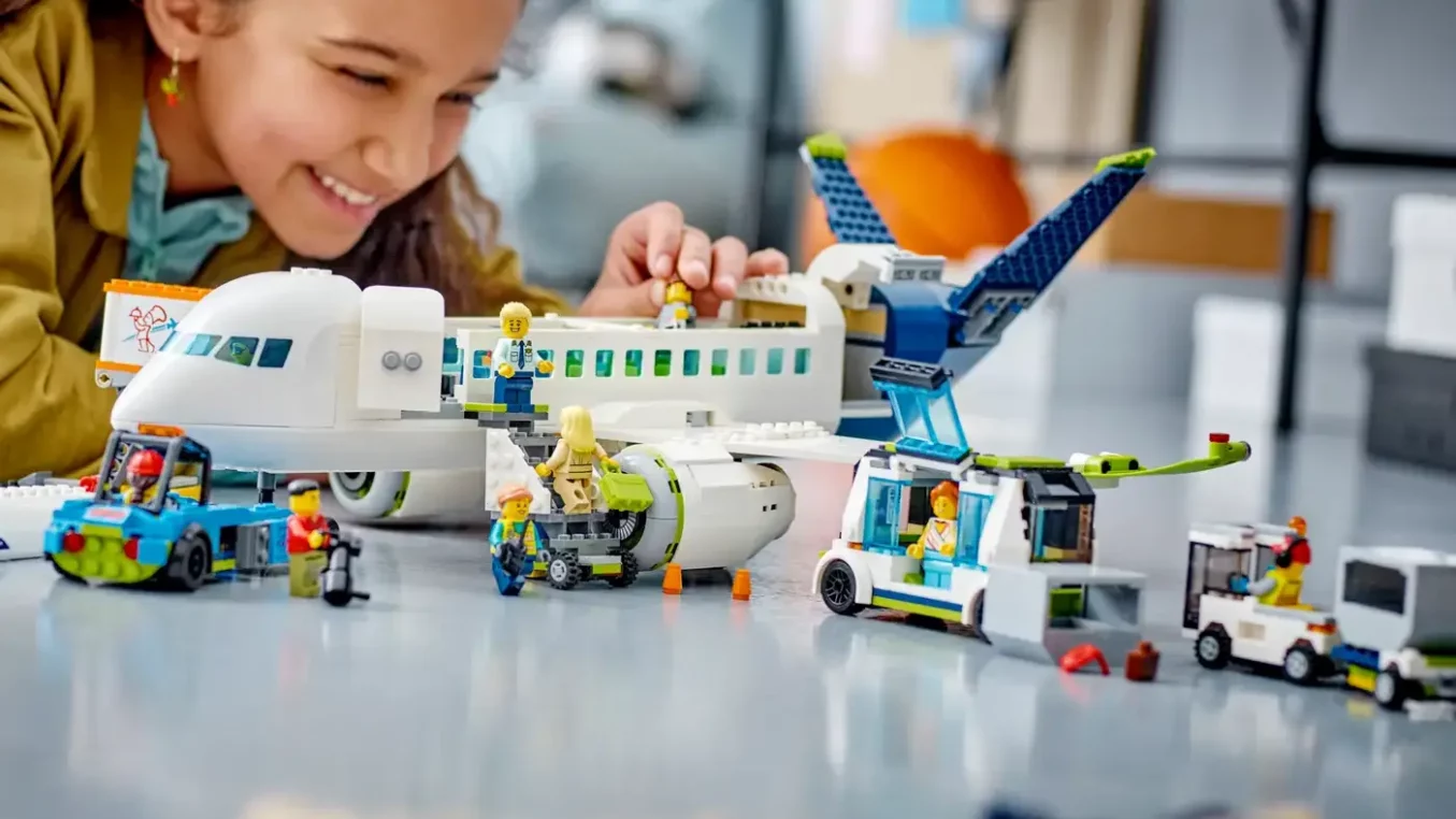Nowy samolot pasażerski wylądował na stronie LEGO